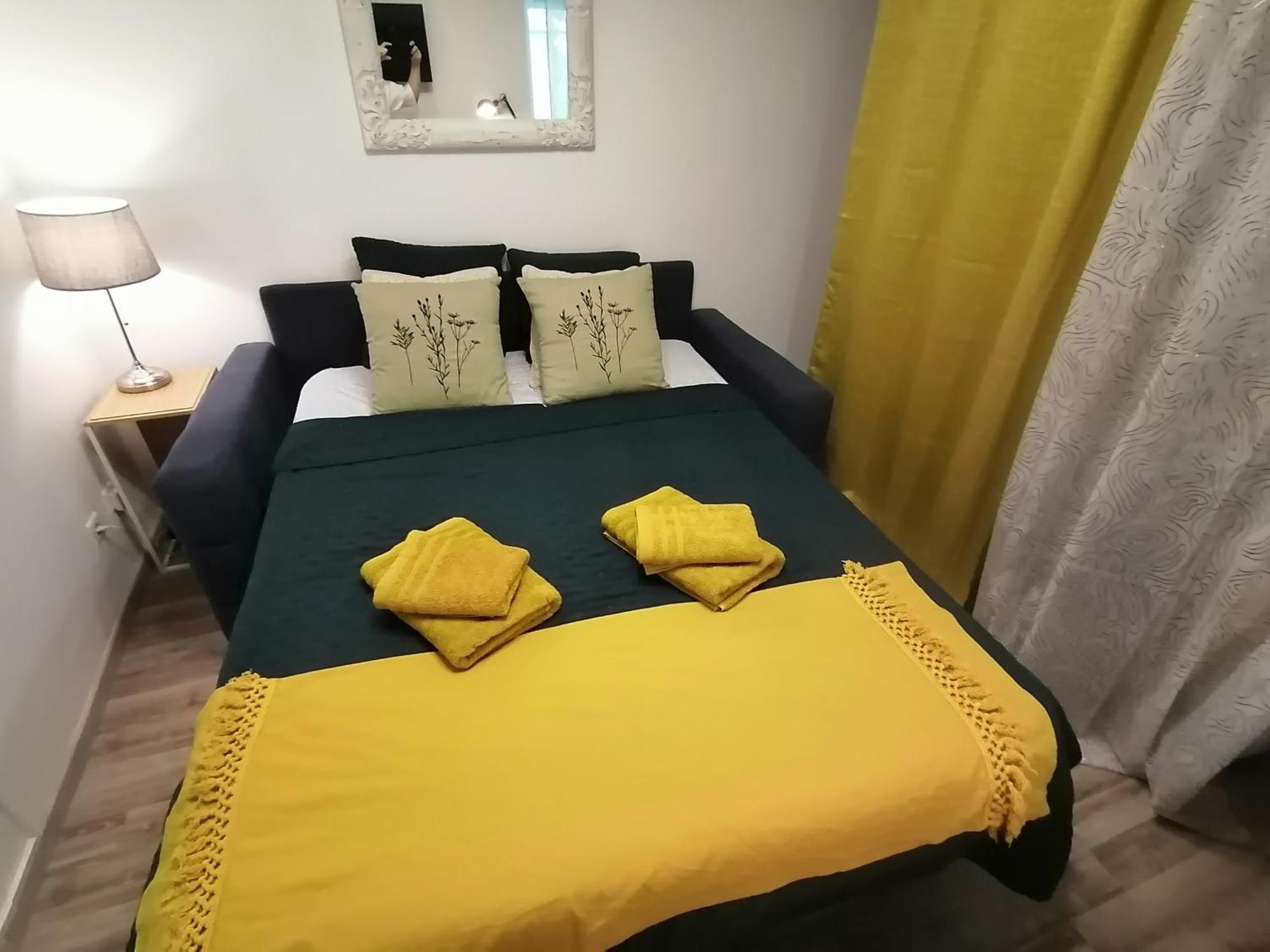Apartment De Charme Au Coeur D'arles