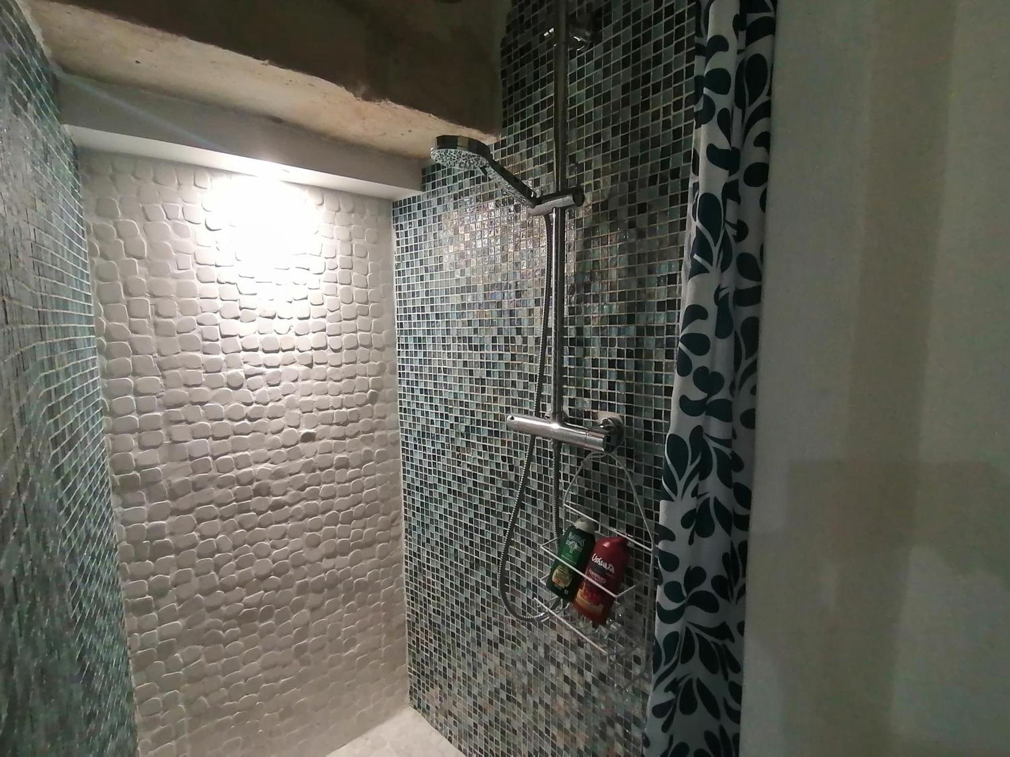 Apartment De Charme Au Coeur D'arles *