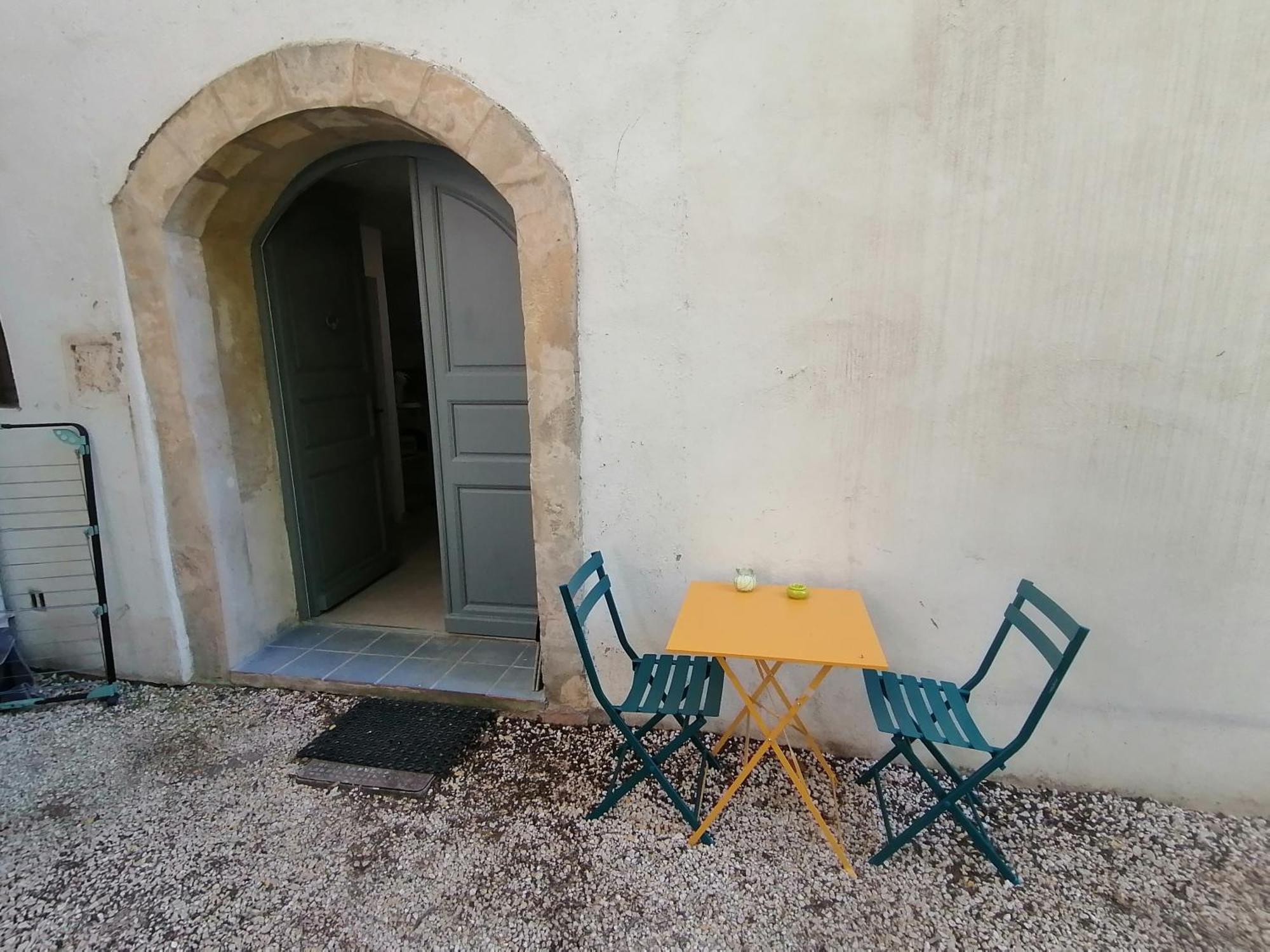 De Charme Au Coeur D'arles Arles